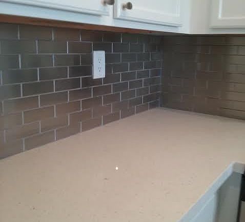 4th image of 728 Executive Center Dr APT 31
