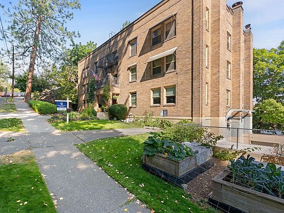 4th image of 726 W 6th Ave