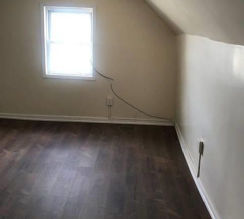 5th image of 431 Westervelt Ave #2