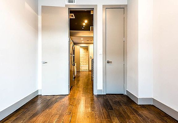 4th image of 228 Jefferson St APT 1L