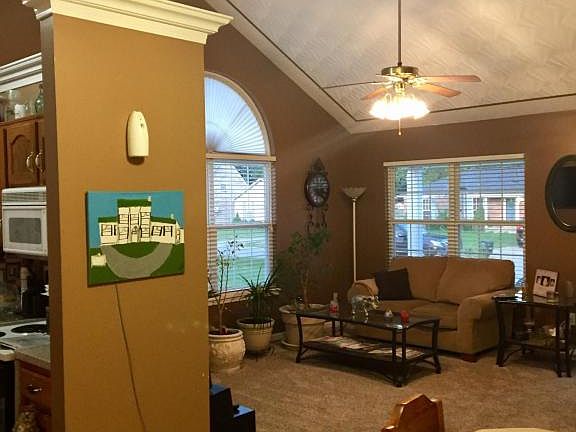 5th image of 474 Tara Cir