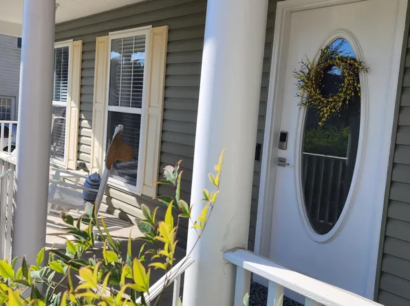 207 Dogwood Ave, Colonial Beach, VA 22443