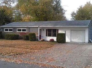 36 Beverly Dr, Depew, NY