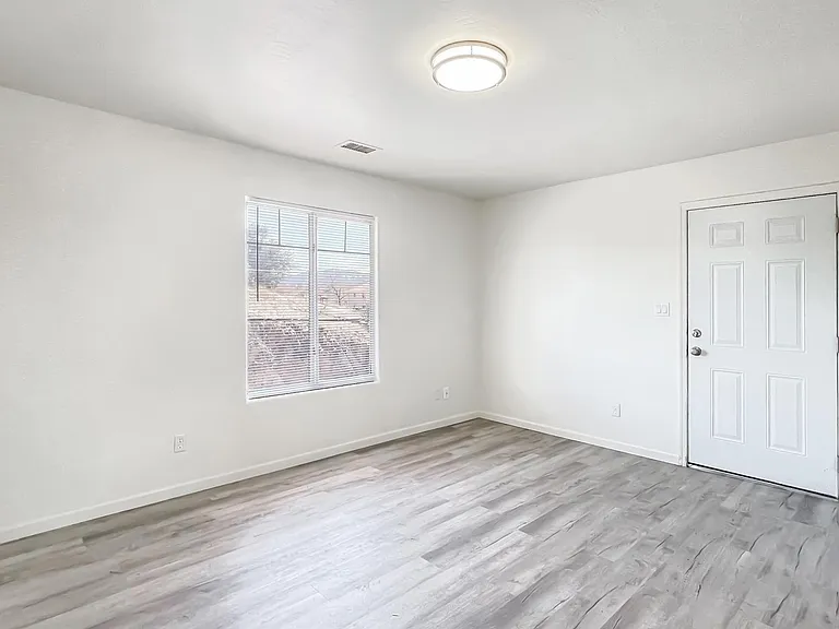 701 Campbell St #C — Photo 25