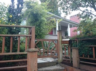 707 N 75th St, Seattle, WA 98103