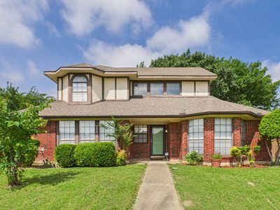 800 Raintree Ct, Desoto, TX, 75115