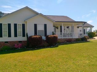 628 Champion Ferry Rd, Gaffney, SC 29341