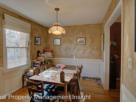 3rd image of 2715 Chelsea Ct APT 205
