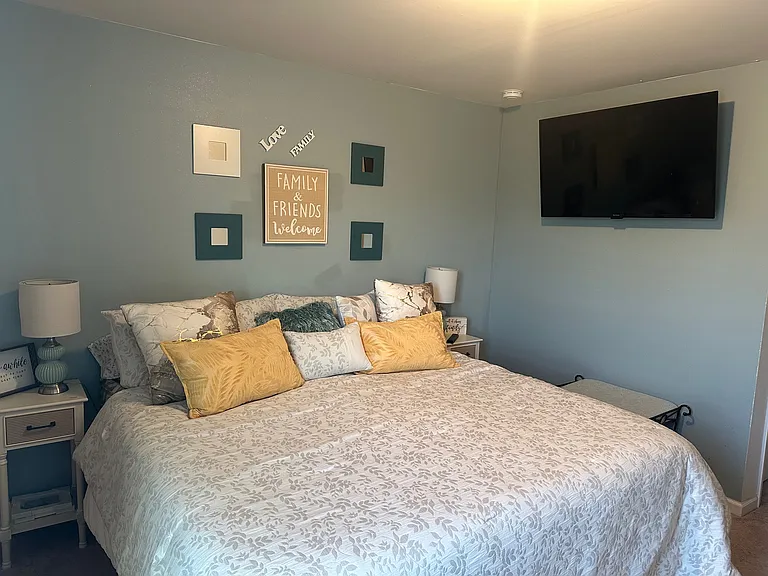 Sapphire Meadow Dr — Photo 9