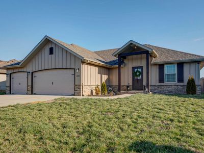 5565 W Pine Street, Springfield, MO, 65802