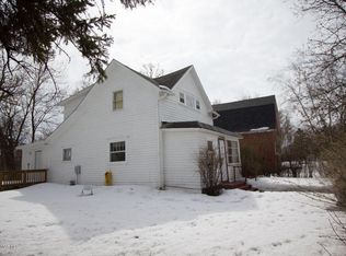424 Riverside Ave S, Thief River Falls, MN 56701