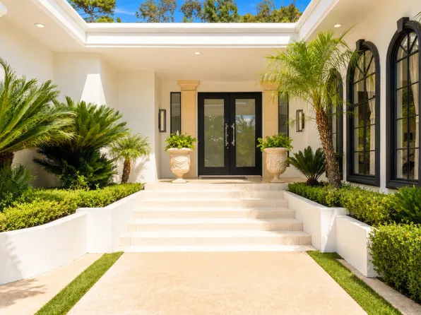 1856 Loma Vista Dr, Beverly Hills, CA 90210