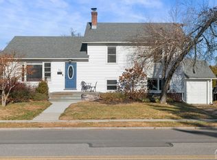 56 Finger St, Saugerties, NY 12477