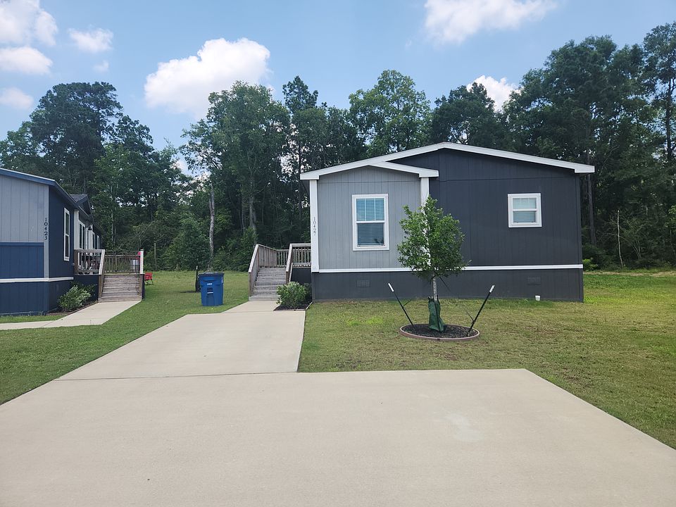 2nd image of 10427 W Xavier Ct #36