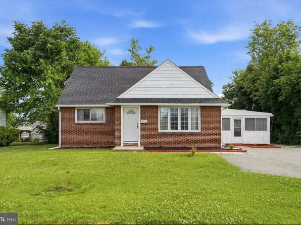 3773 Bridgewater Rd, Brookhaven, PA 19015