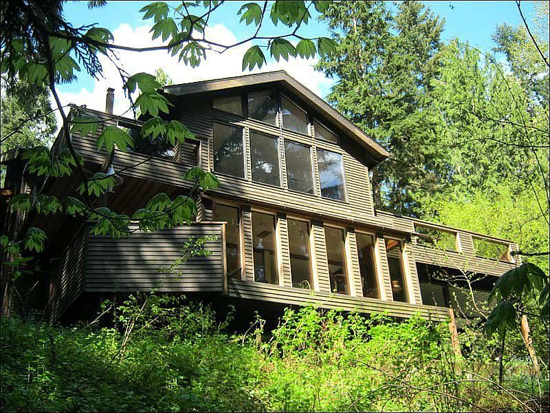Creekside house