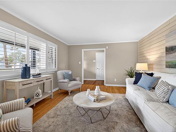 5th image of 2536 Broad Bay Rd