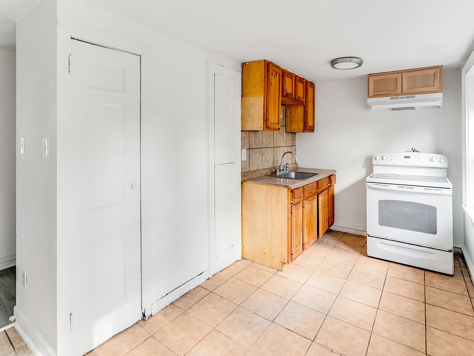 1st image of 4909 Germantown Ave #421C