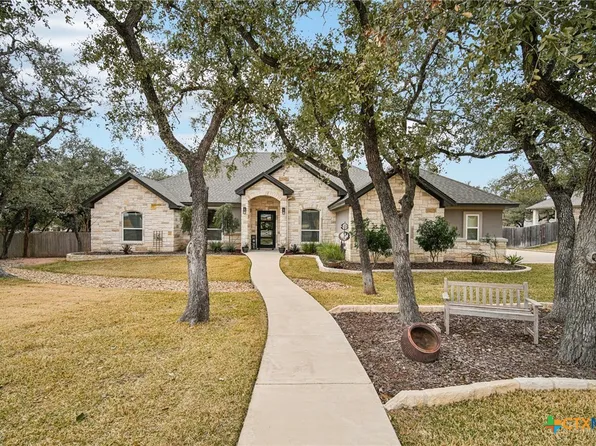 1614 Bosque Lago Dr, Morgans Pt Resort, TX 76513