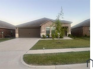 1740 Duskwood Dr, Lancaster, TX 75146