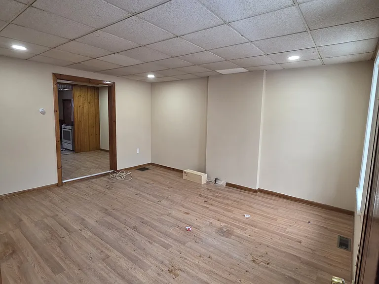9-11 Hamilton St #11-1 — Photo 1