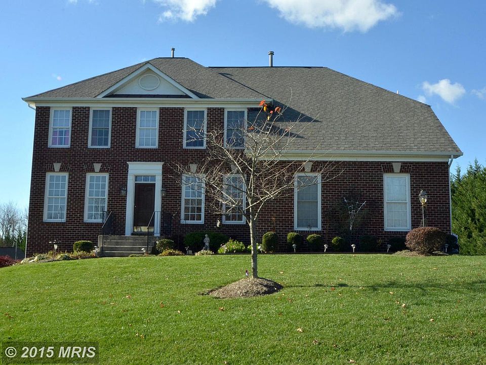 1st image of 25214 Bonny Brook Ln