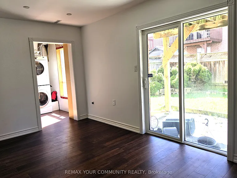69 Gail Parks Cres — Photo 18