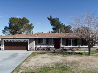 9655 Oakwood Ave, Hesperia, CA 92345