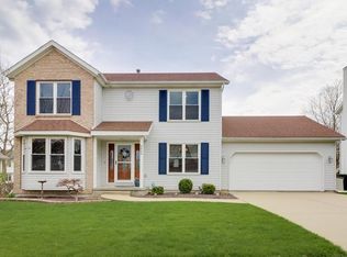 3009 Ridge Crest Dr, Bloomington, IL 61704