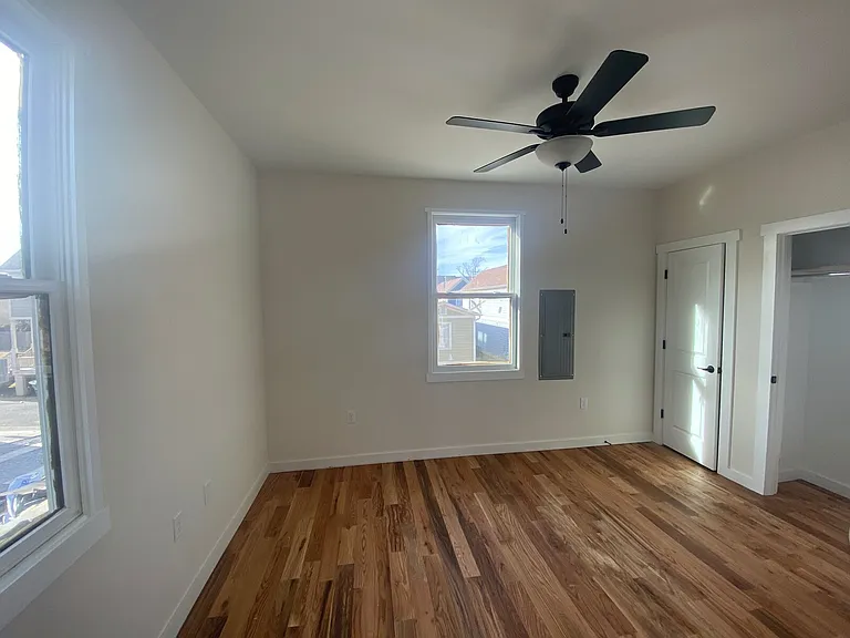 107 Saffarans Ave — Photo 3