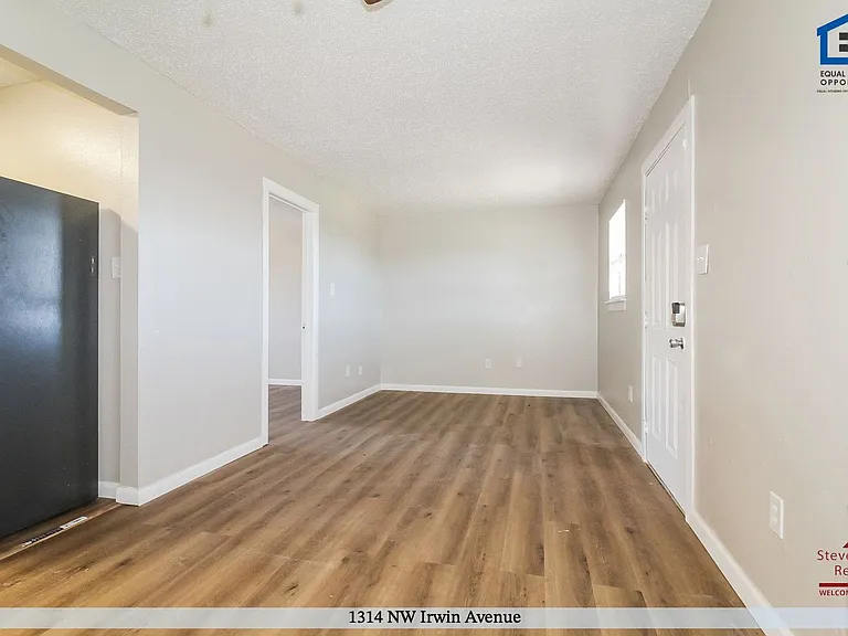Highpoint Estate Apartments — Photo 25