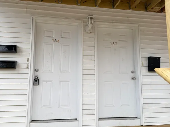 162-164 Martin St, Hartford, CT 06120