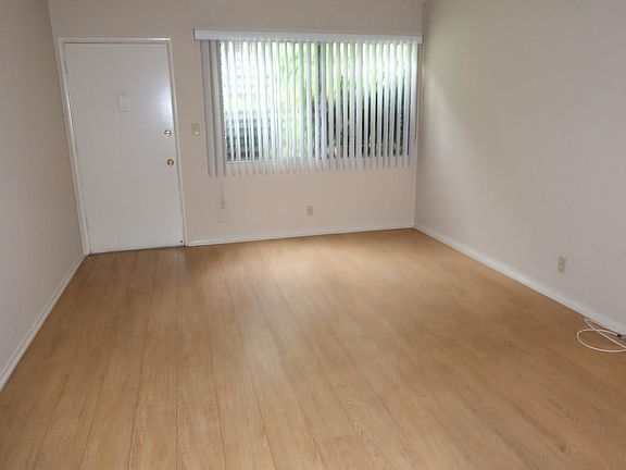 3rd image of 1162 N Gardner St APT 3