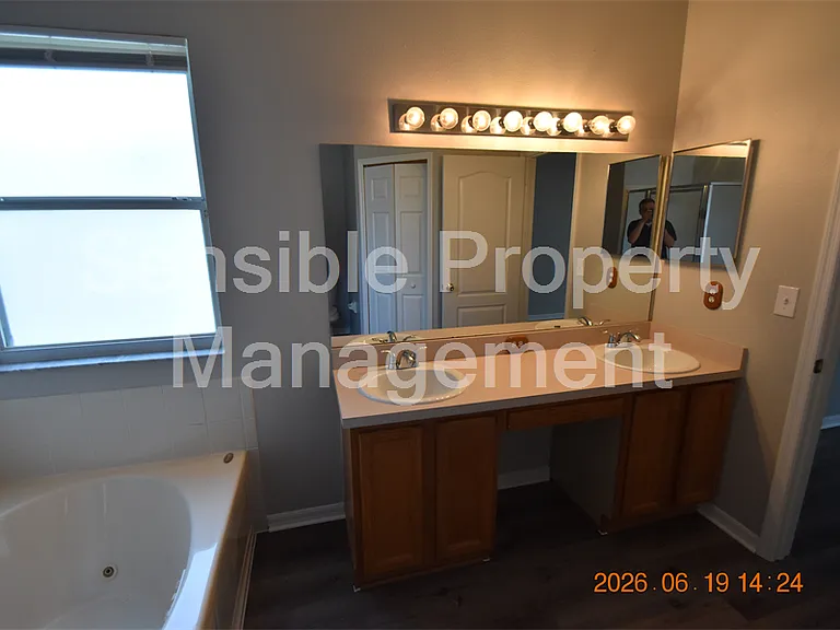 1625 Open Field Loop — Photo 21