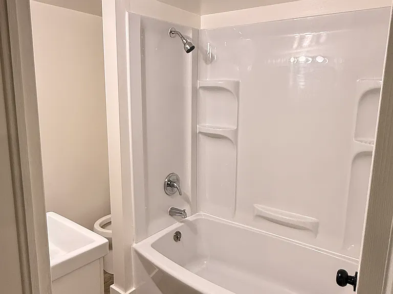 5041 Ravenna Ave SE — Photo 8