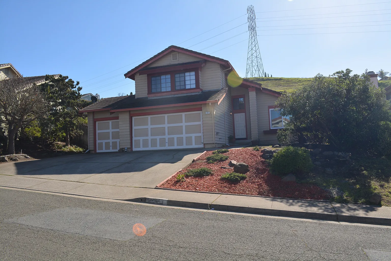 232 Agate Way photo 1