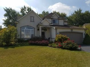 1651 Normandy Woods Ct, Grayslake, IL 60030