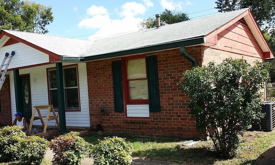1st image of 142 Crockett Ct