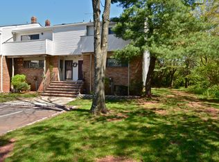 896H Merritt Dr #H, Hillsborough, NJ 08844