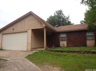 1628 E North St, Benton, AR 72015