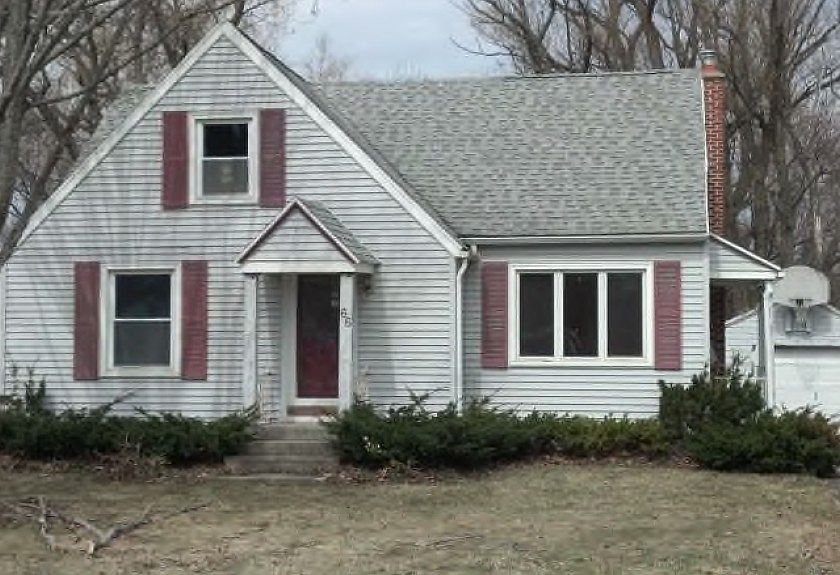 1st image of 66 Huntington Ct