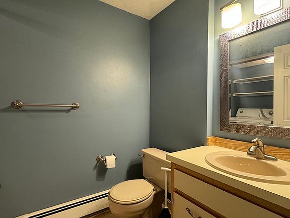 5th image of 62 Casablanca Ct Unit 62