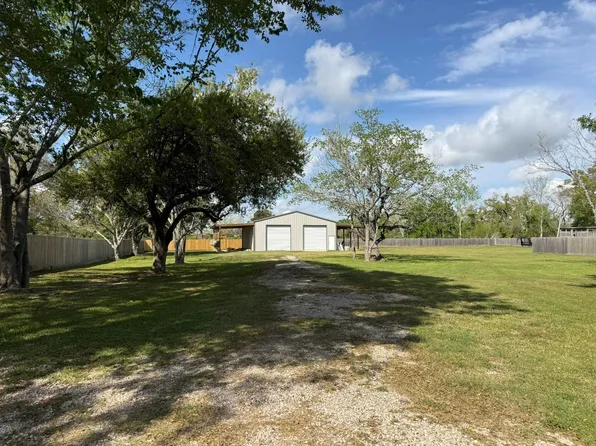 13744 6th St, Santa Fe, TX 77517