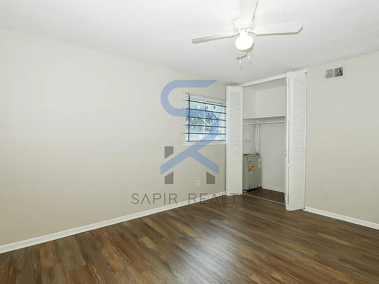 3300 College St #5 — Photo 10