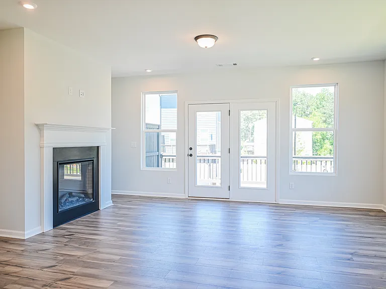 756 Payton Ln — Photo 20