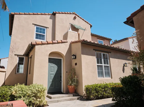 74 Alevera St, Irvine, CA 92618