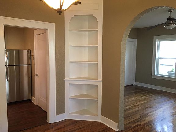 3rd image of 500 W Gramercy Pl APT 2