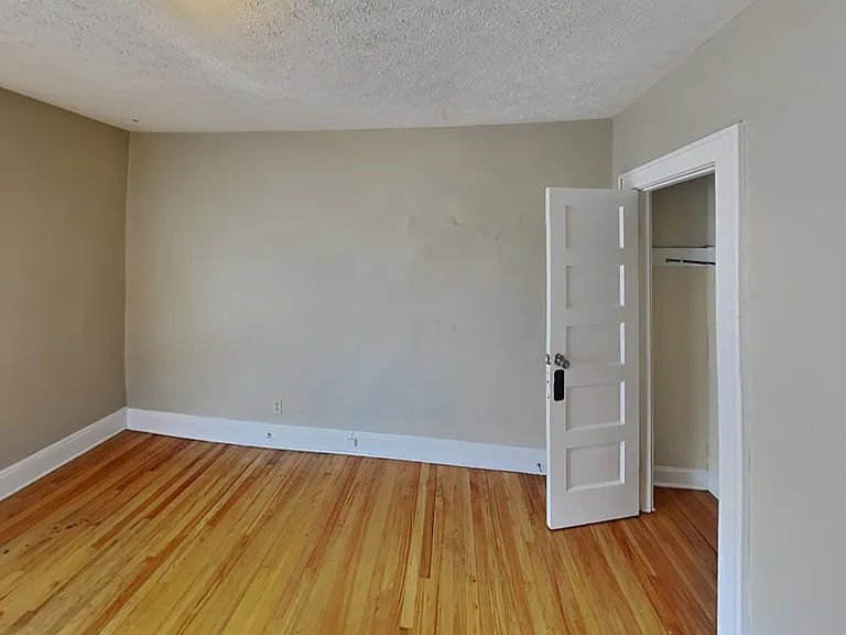 308 14th Ave — Photo 14