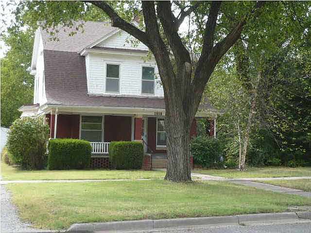 1st image of 1010 S Washington Ave #Hud-181227021