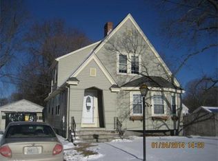 41 Pershing Ave, Seekonk, MA 02771